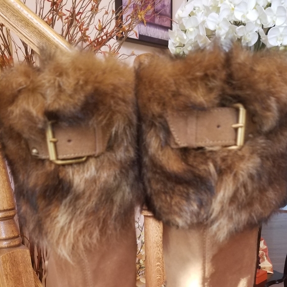 NWT UGG Wedge heel boots - Picture 8 of 8